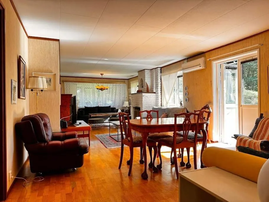 דירות גטבורג Big House For Workers & Familys Near Volvo 0*,  שבדיה