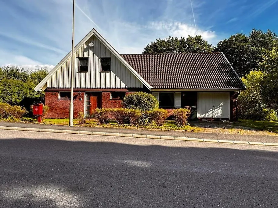 דירות גטבורג Big House For Workers & Familys Near Volvo